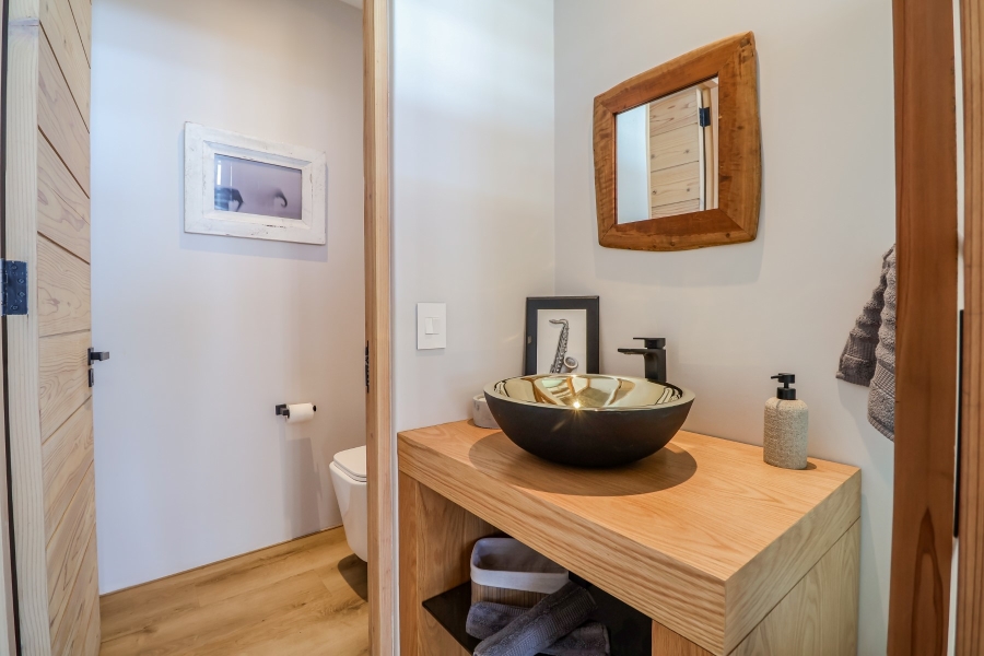 4 Bedroom Property for Sale in Whale Rock Hill Western Cape